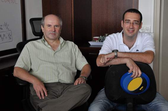 Prof. Ilya Averbukh and Erez Gershnabel. Putting a spin on things
