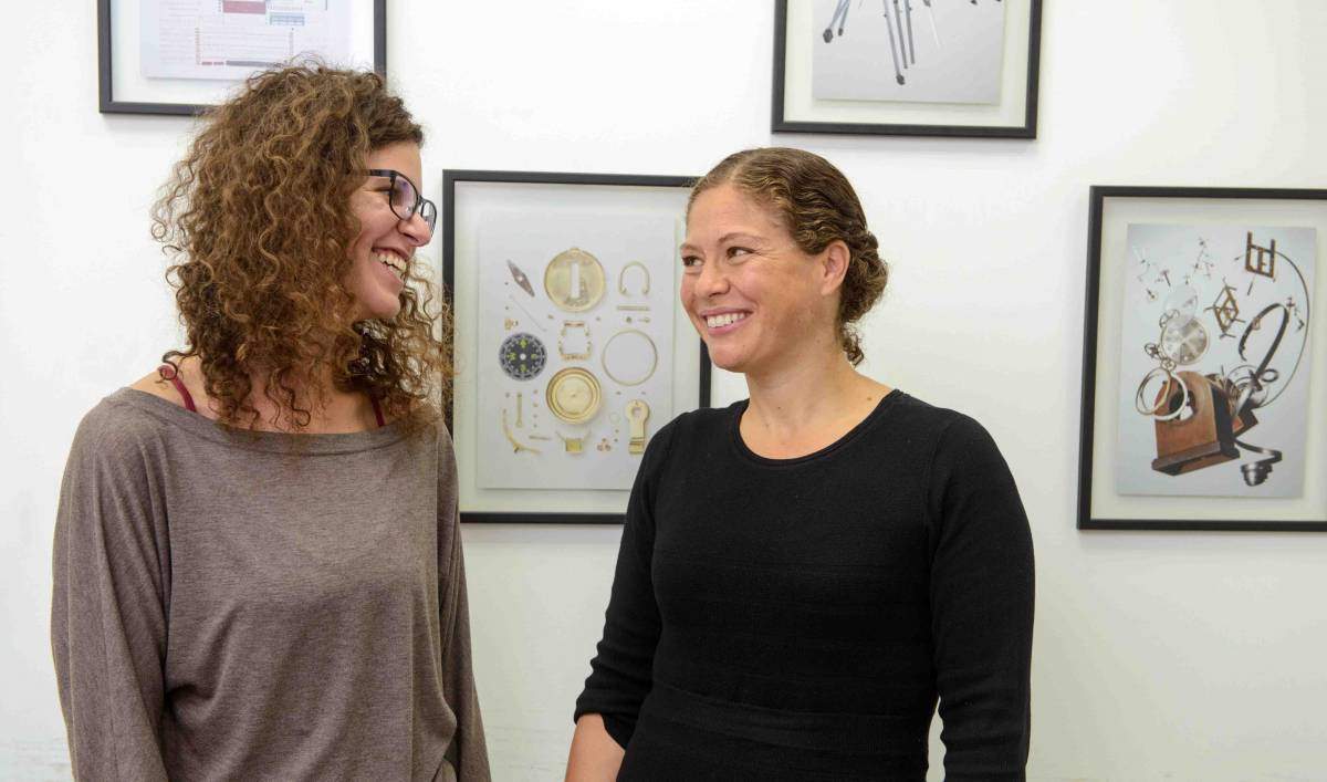(l-r) Naama Aviram and Prof. Maya Schuldiner describe a 'safety net' for communication proteins