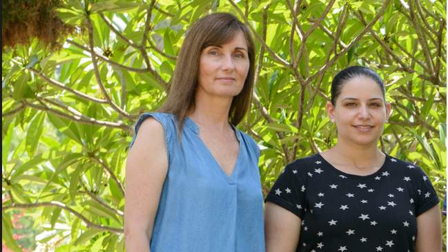 (l-r) Dr Anat Bashan and Donna Matzov, of the group of Prof. Ada Yonath, uncovered a new mechanism of hibernation for bacterial ribosomes