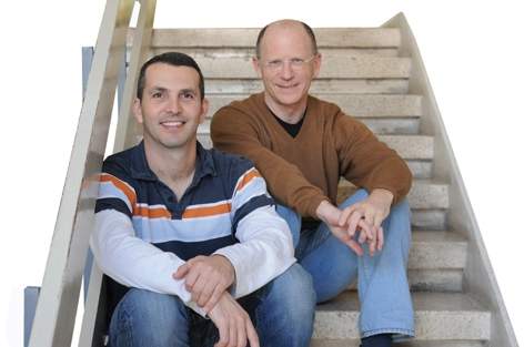 Dr. Assaf Rotem and Prof. Elisha Moses. Home-grown nerve networks