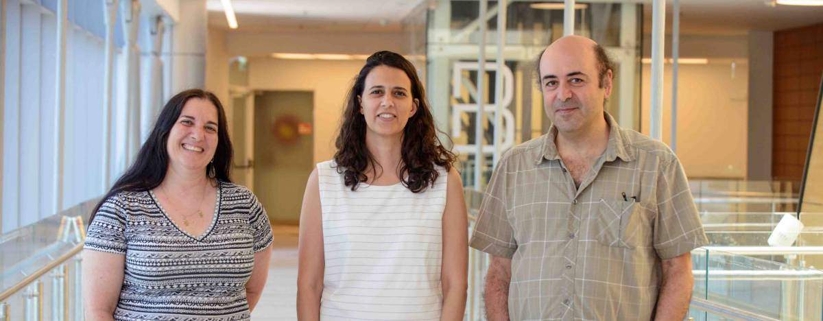 (l-r) Dr. Cathy Melamed Bessudo, PhD student Shdema Filler Hayut and Prof. Avraham Levy hope that breeders will begin to use recombination techniques to select new traits 