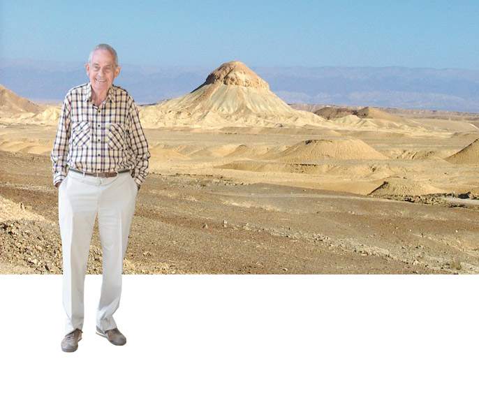 Prof. Emanuel Mazor. Desert formations
