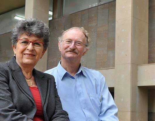 Profs. Varda Rotter and Moshe Oren found a peptide that can turn the cancer tide