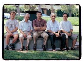 (l-r) Graduate student Alexandre Kozlov, Prof. Zeev Fraenkel, Prof. Itzhak Tserruya, Dr. Ilia Ravinovich, and graduate student Alexander Cherlin. An international experiment