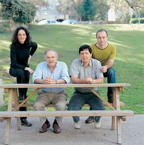 (l-r) Vardit Eckhouse, Prof. Asher Friesem, Prof. Nir Davidson and Liran Shimshi