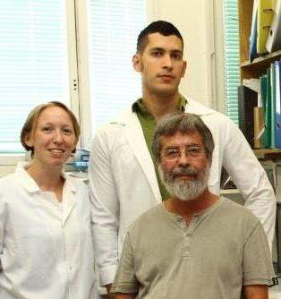 (l-r) Osnat Tirosh, Nir Fluman and Prof. Eitan Bibi