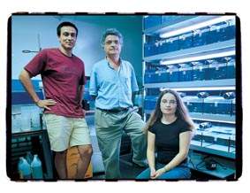 Prof. Yadin Dudai (center) with graduate students Mark Eisenberg and Tali Kobilo. Learning to forget