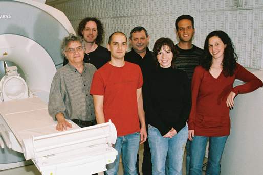 Prof. Yadin Dudai, Uri Nili, Avi Mendelson, Nahum Stern, Rachel Ludmer, Dr. Yossi Chalamish and Efrat Furst. Hypnotic scan