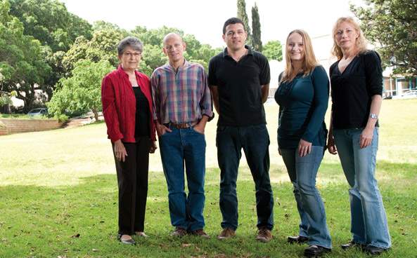 (l-r) Prof. Varda Rotter, Dr. Eldad Tzahor, Dr. Ariel Rinon, Alina Molchadsky and Dr. Rachel Sarig. Migration regulation