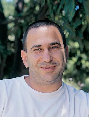 Dr. Yuval Eshed 