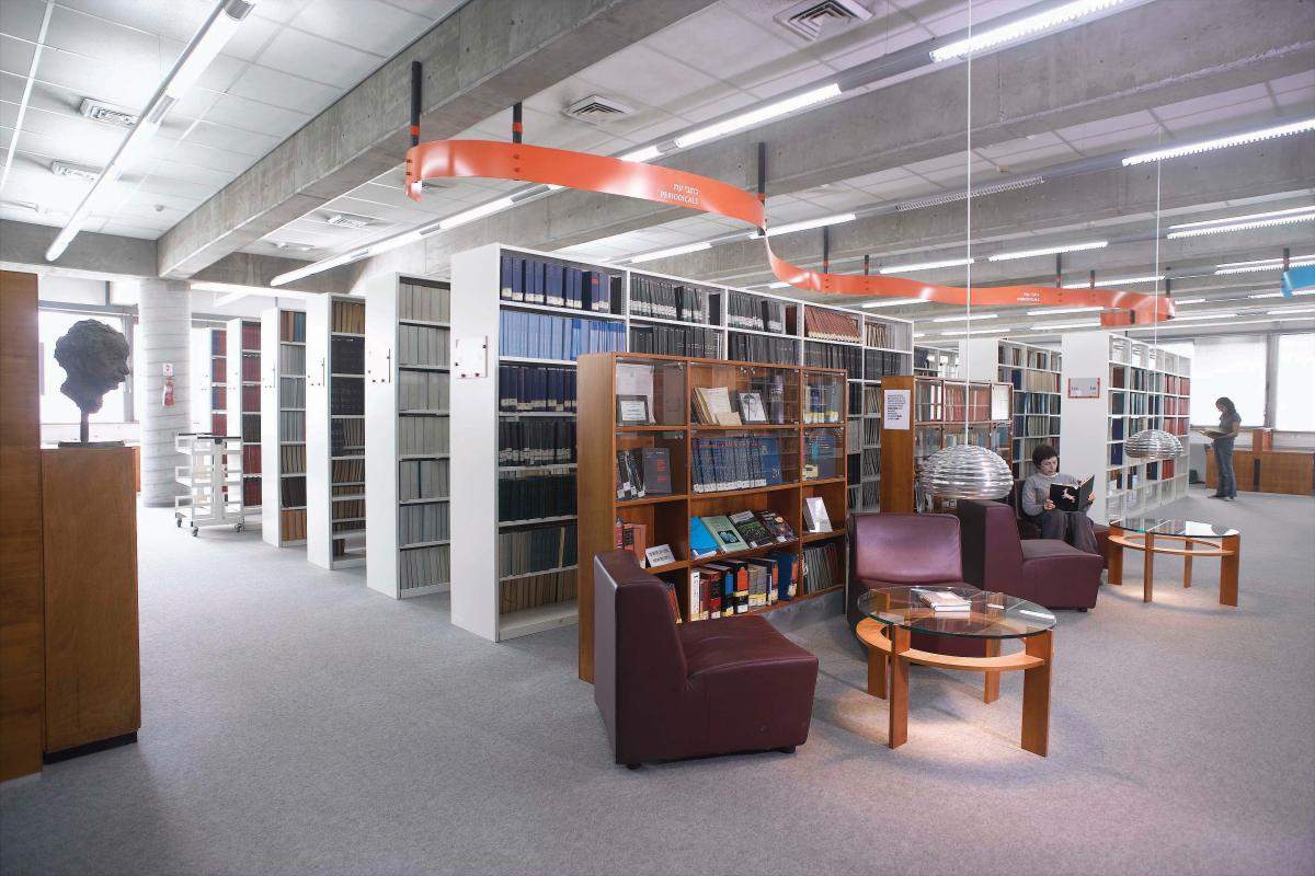 The Nella and Leon Benoziyo Physics Library. Architect: David Zarhy