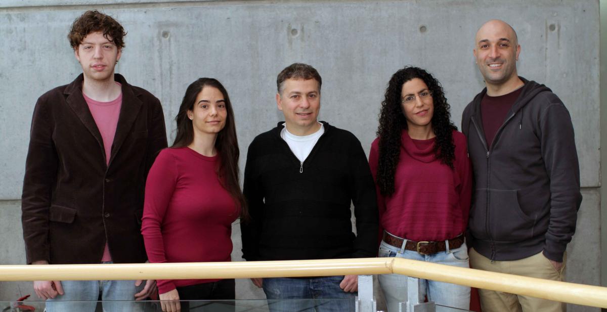 (l-r) Idan Frumkin, Zohar Bloom-Ackerman, Prof. Tzachi Pilpel, Dr. Orna Dahan and Avihu Yona