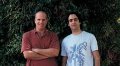 (l-r) Prof. Dan Shahar and Maoz Ovadia. An exact opposite