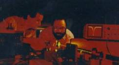 (l-r) Dr. Henry Yaffe and Prof. Israel Bar-Joseph in the late 1980s. Laser lab