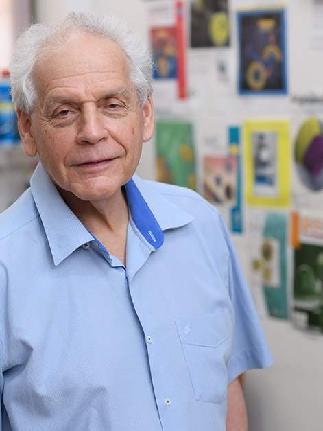 Prof. Reshef Tenne