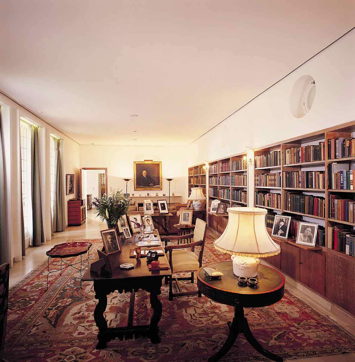 Weizmann House: Vera and Chaim Weizmann’s study